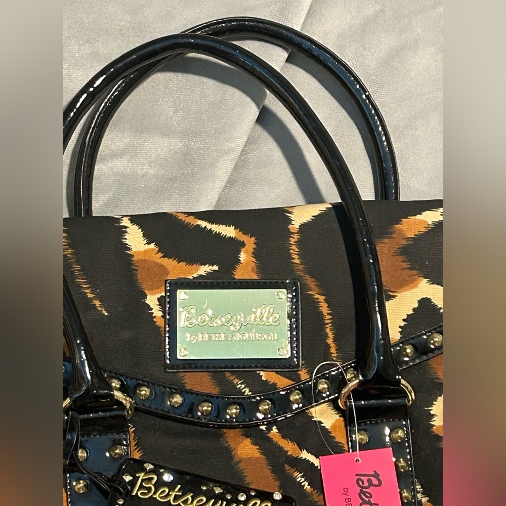 NWT Betseyville by Betsey Johnson Studded Animal Print Y2K Handbag Tote Purse - Picture 2 of 15